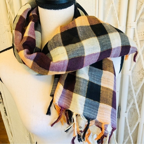 Forever 21 Scarf Square Buffalo Check Ivory Black Orange Metallic Thread Fringed - Picture 3 of 16